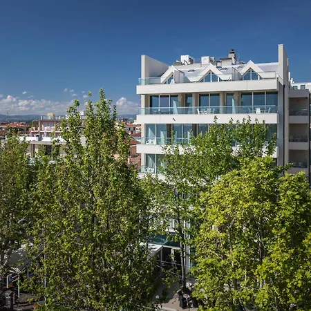 فندق Cristallo 4*