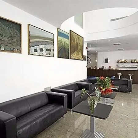 Cristallo فندق ريميني