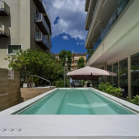 فندق Cristallo 4*