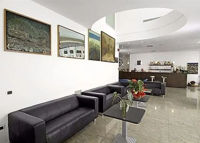 Cristallo Szálloda Rimini