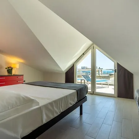 Cristallo Hotel